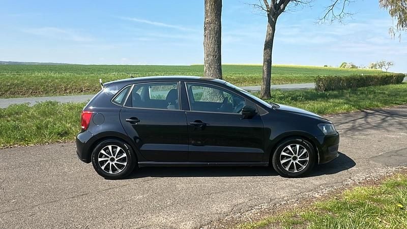 Second-hand VW Polo 69 CP (50 kW) 2010 Negru Hatchback