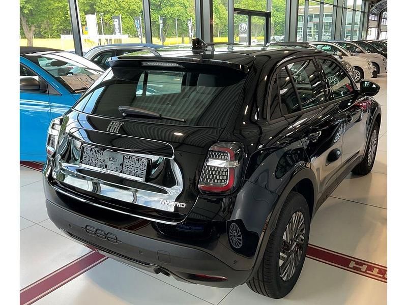 Gebraucht Fiat 125 101 PS (74 kW) 2025 Schwarz SUV