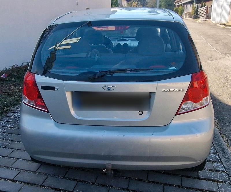 Gebraucht Chevrolet Kalos 92 PS (67 kW) 2003 Silber Limousine