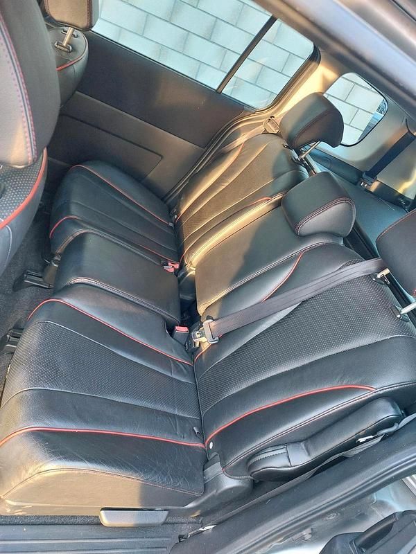 Gebraucht Mazda 5 150 PS (110 kW) 2011 Silber Van / Kleinbus