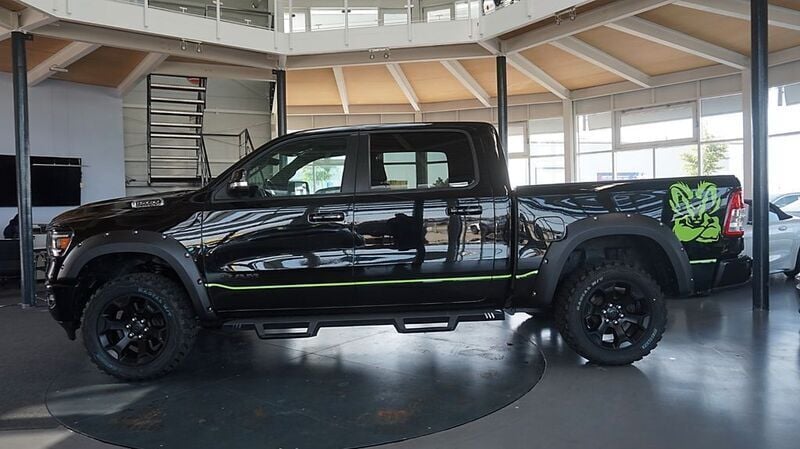 Gebraucht Dodge Ram 401 PS (294 kW) 2020 Schwarz Pickup