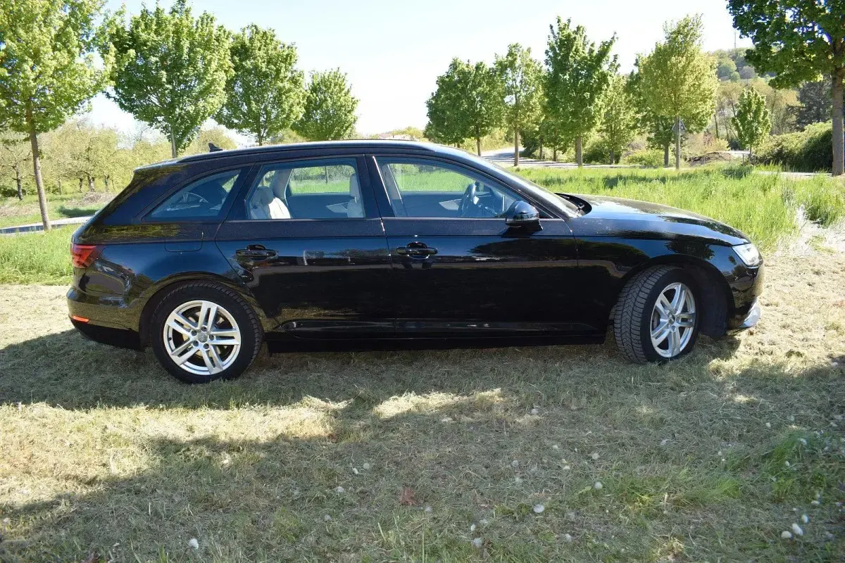 Gebraucht Audi A4 218 PS (160 kW) 2018 Schwarz Kombi