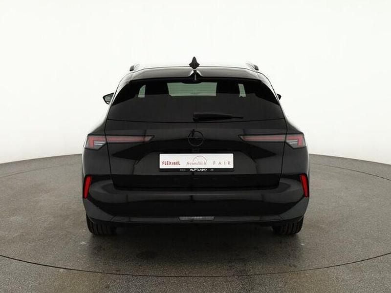 Neu Opel Astra 131 PS (96 kW) 2025 Schwarz Kombi