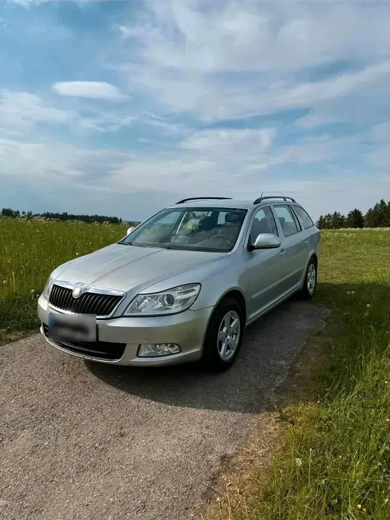 Occasion Skoda Octavia 105 ch (77 kW) 2012 Argent Break
