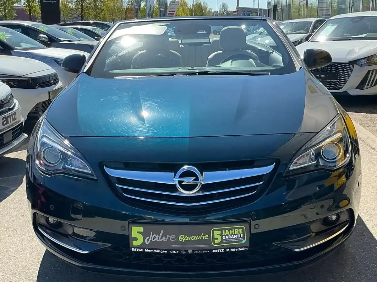 Gebraucht Opel Cascada Ultimate 170 PS (125 kW) 2018 Smaragd gruen (mi) Cabrio