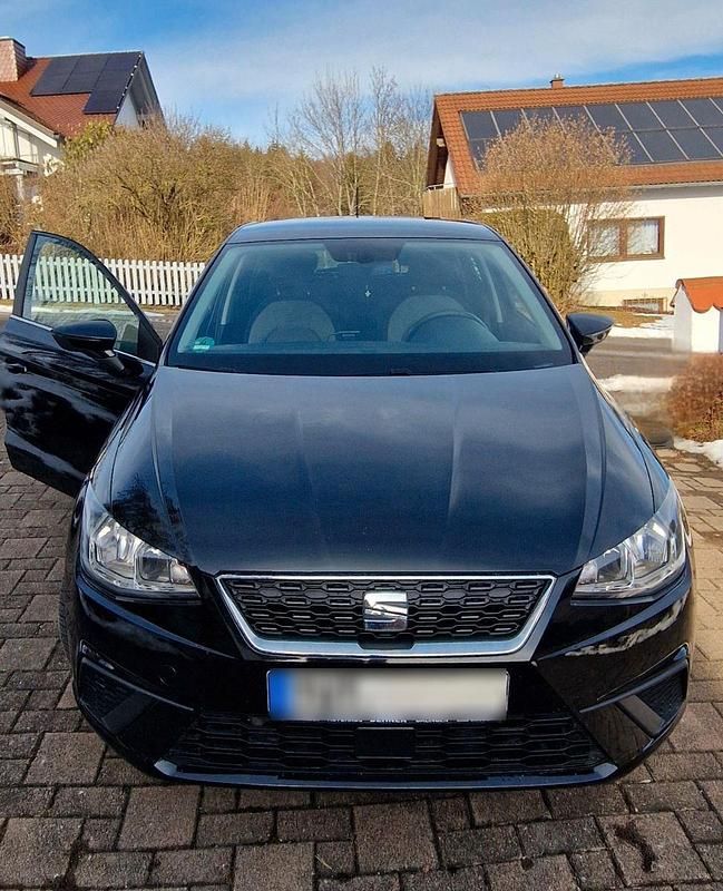 Gebraucht Seat Ibiza Style 95 PS (69 kW) 2018 Schwarz Limousine