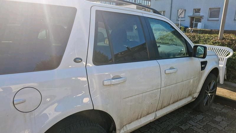 Gebraucht Land Rover Freelander 2 150 PS (110 kW) 2012 Weiß SUV