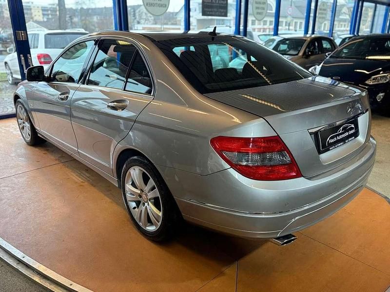 Gebraucht Mercedes C200 Avantgarde 184 PS (135 kW) 2007 Silber Limousine