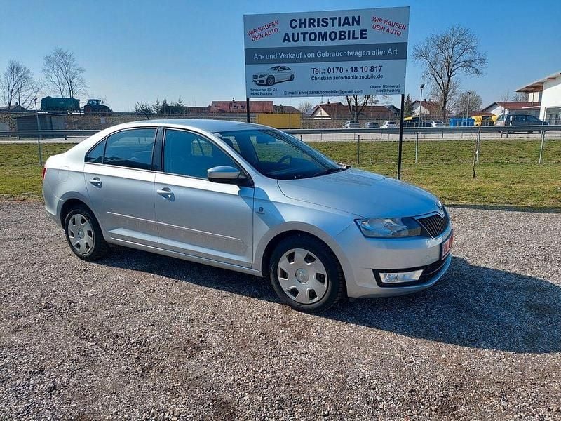 Gebraucht Skoda Rapid Elegance 105 PS (77 kW) 2014 Silber Kleinwagen
