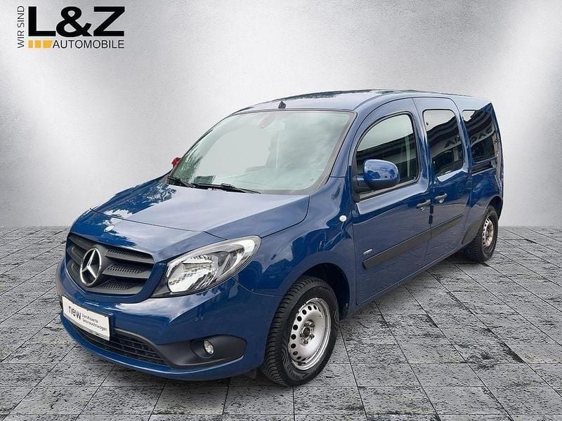 Blau Gebraucht 2017 Mercedes Citan 111 Edition Kombi | 14.480 € (Etwas zu teuer) - Bild 1/4