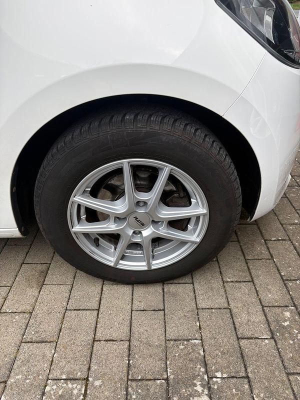 Gebraucht Skoda Citigo Fun 75 PS (55 kW) 2017 Weiß Kleinwagen