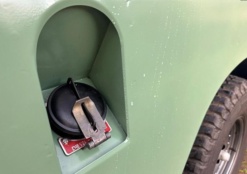 Gebraucht Land Rover 3 65 PS (47 kW) 1975 Grün SUV