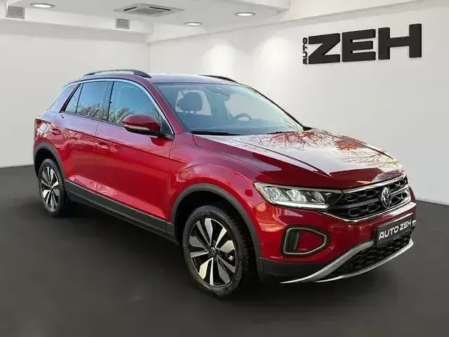 Gebraucht VW T-Roc Move 150 PS (110 kW) 2024 Rot SUV