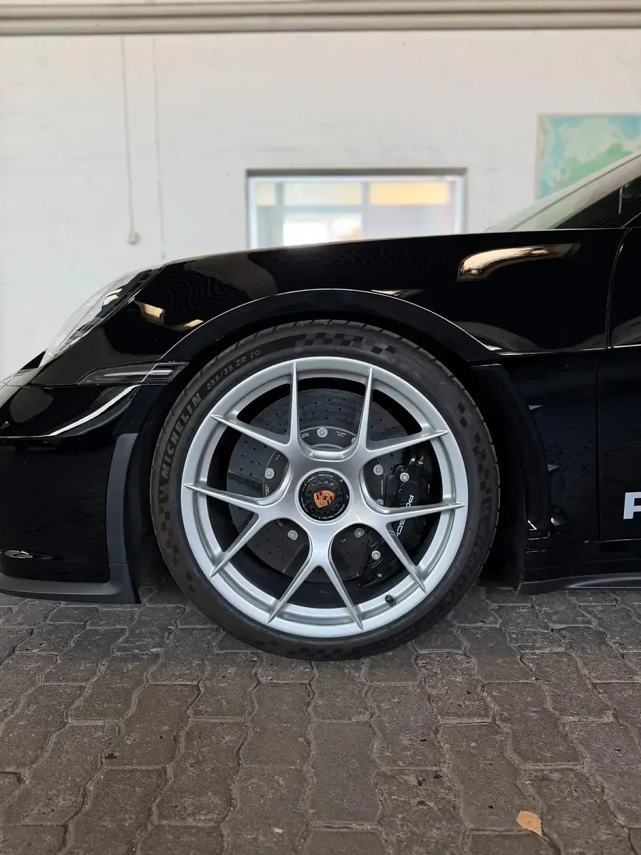 Gebraucht Porsche 992 525 PS (386 kW) 2024 Schwarz Coupé