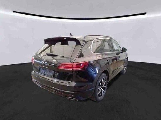 Gebraucht VW Touareg R-line 340 PS (250 kW) 2022 Deep black perleffekt SUV