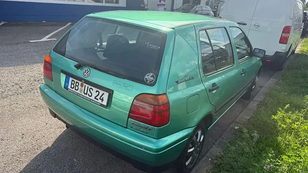 Brugt VW Golf III 75 HK (55 kW) 1996 Grøn Sedan