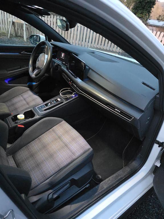 Gebraucht VW Golf VIII GTE 245 PS (180 kW) 2022 Weiß Limousine