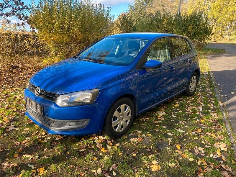 Blau Gebraucht 2010 VW Polo Kleinwagen | 3.599 € (Fairer Preis) - Bild 1/4