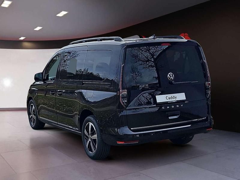 Neu VW Caddy Dark Label 122 PS (89 kW) 2026 Deep black perleffekt Van / Kleinbus