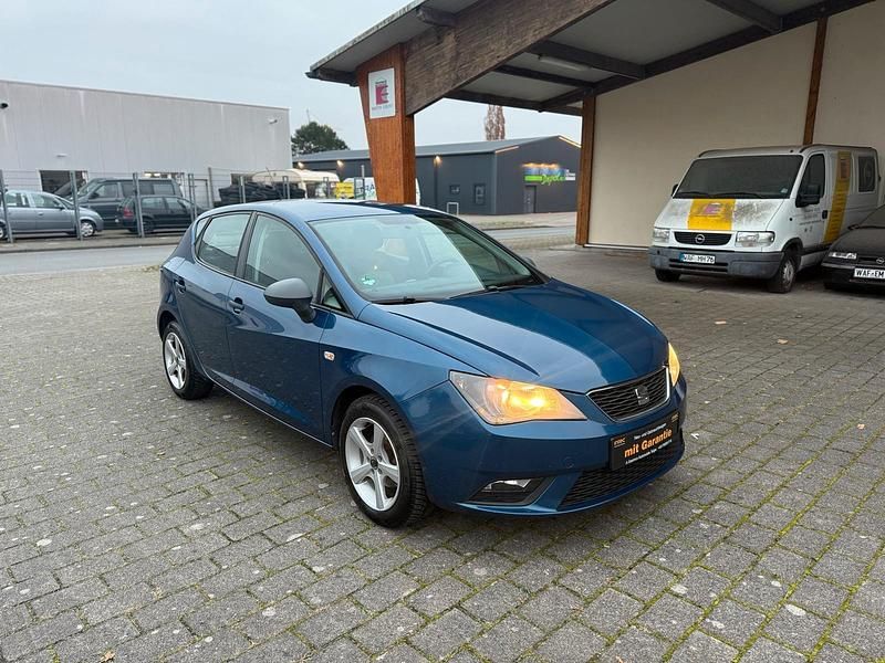 Blau Gebraucht 2014 Seat Ibiza Kleinwagen | 4.599 € (Fairer Preis) - Bild 1/4