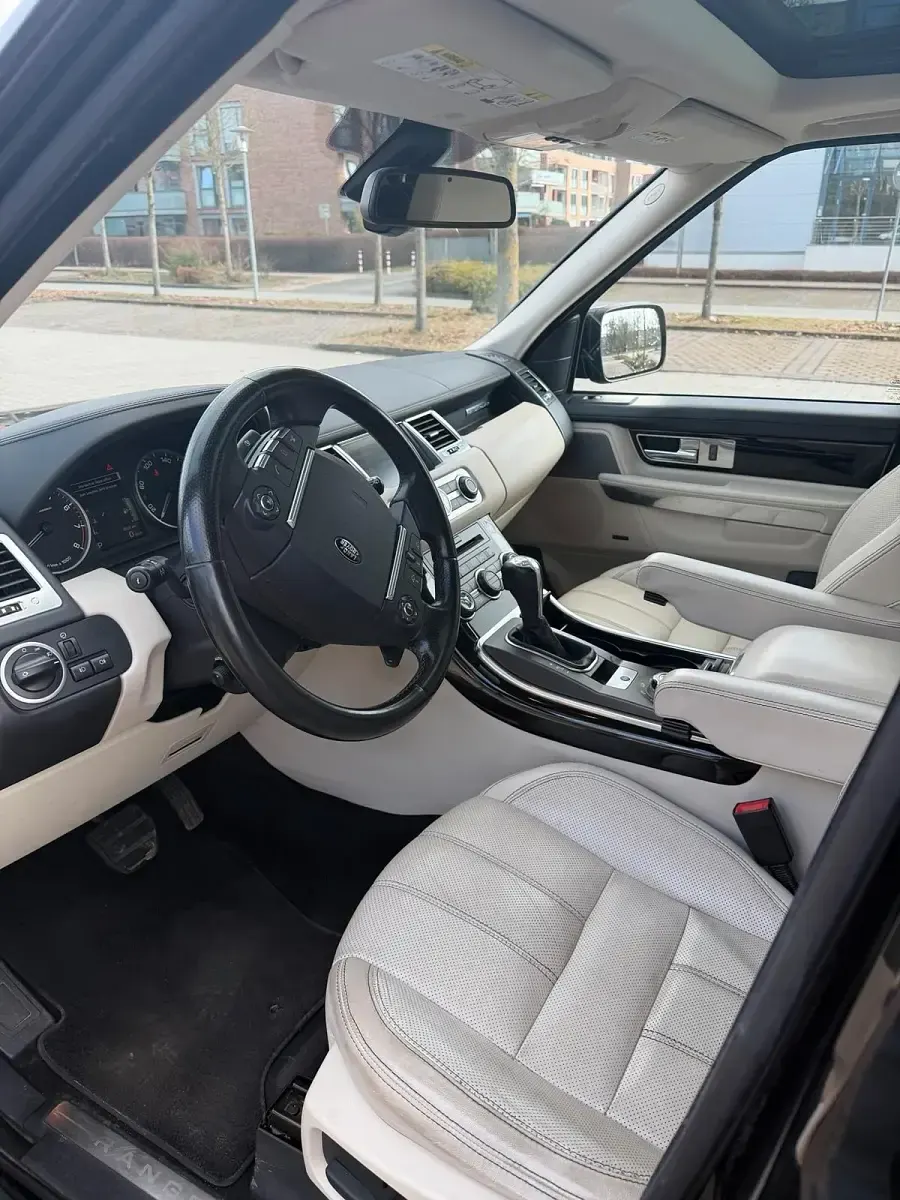 Used Land Rover Range Rover 510 HP (375 kW) 2011 Black SUV