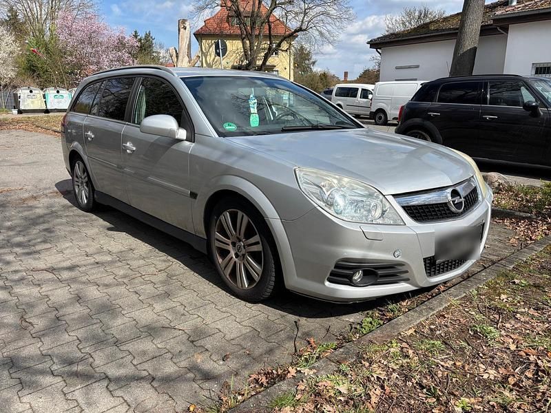 Gebraucht Opel Vectra 155 PS (114 kW) 2005 Silber Kombi