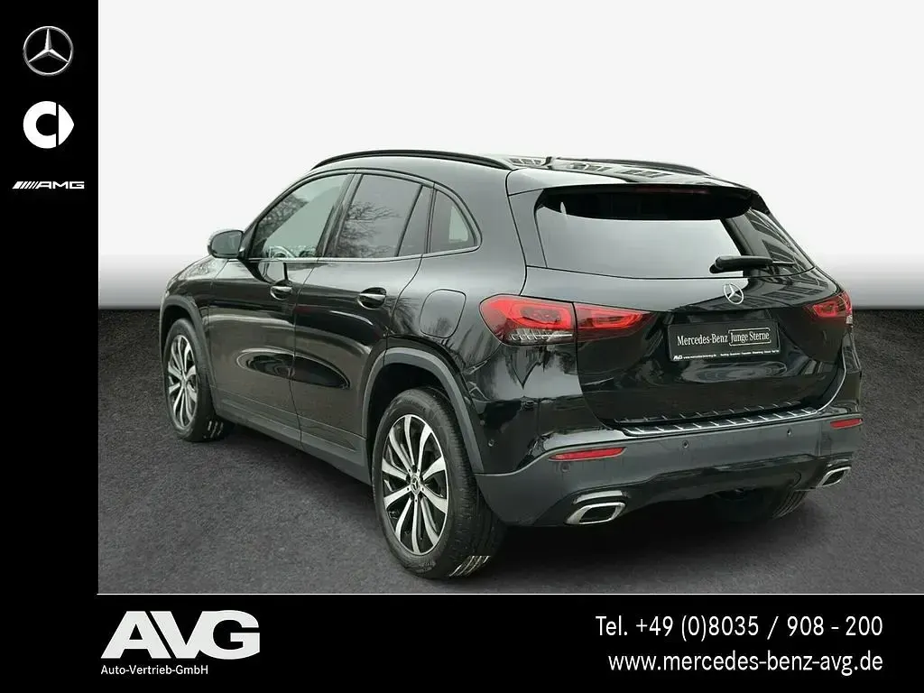 Gebraucht Mercedes GLA220 Night 190 PS (139 kW) 2022 Unilack nachtschwarz SUV