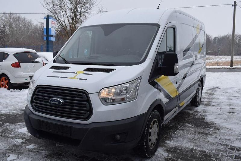 Gebraucht Ford Transit 131 PS (96 kW) 2017 Weiß Van / Kleinbus