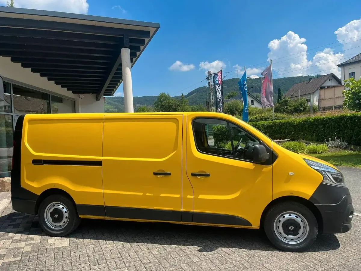 Gebraucht Renault Trafic 120 PS (88 kW) 2020 Van / Kleinbus