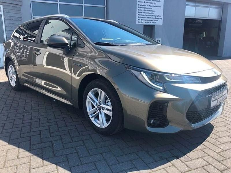 Braun Neu 2025 Suzuki Swace Comfort+ Limousine | 29.995 € - Bild 1/4