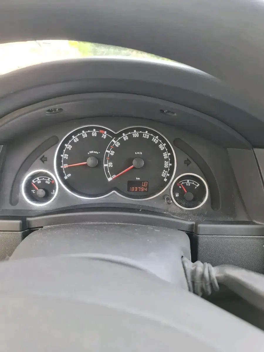 Gebraucht Opel Meriva 90 PS (66 kW) 2008 Weiß Van / Kleinbus
