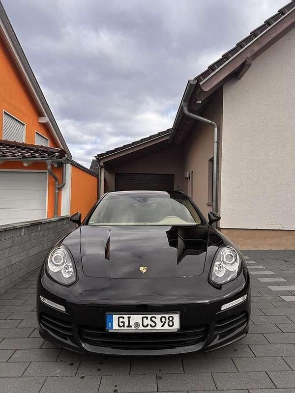 Gebraucht Porsche Panamera 300 PS (220 kW) 2015 Schwarz Kleinwagen