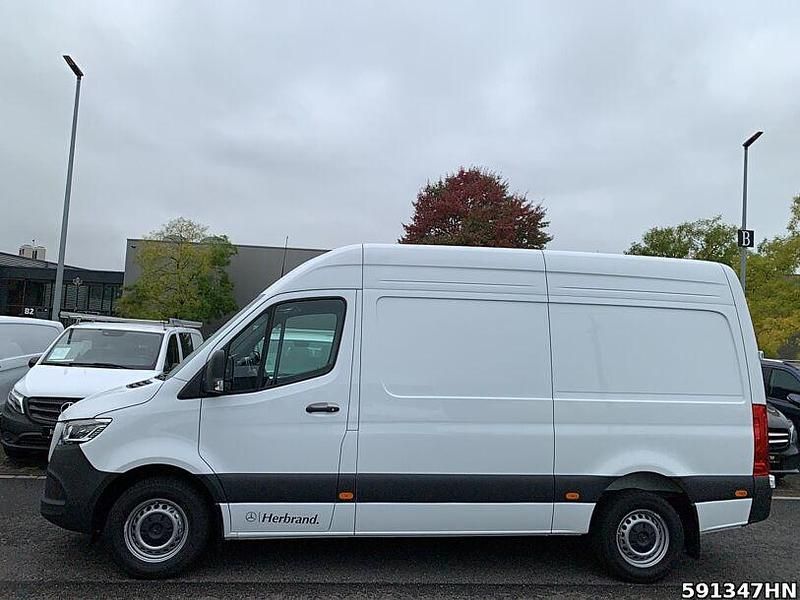 Neu Mercedes Sprinter 190 PS (139 kW) 2025 Weiß Van