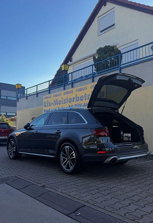 Grau Gebraucht 2017 Audi A4 Allroad Ambiente Kombi | 22.799 € (Fairer Preis) - Bild 1/4