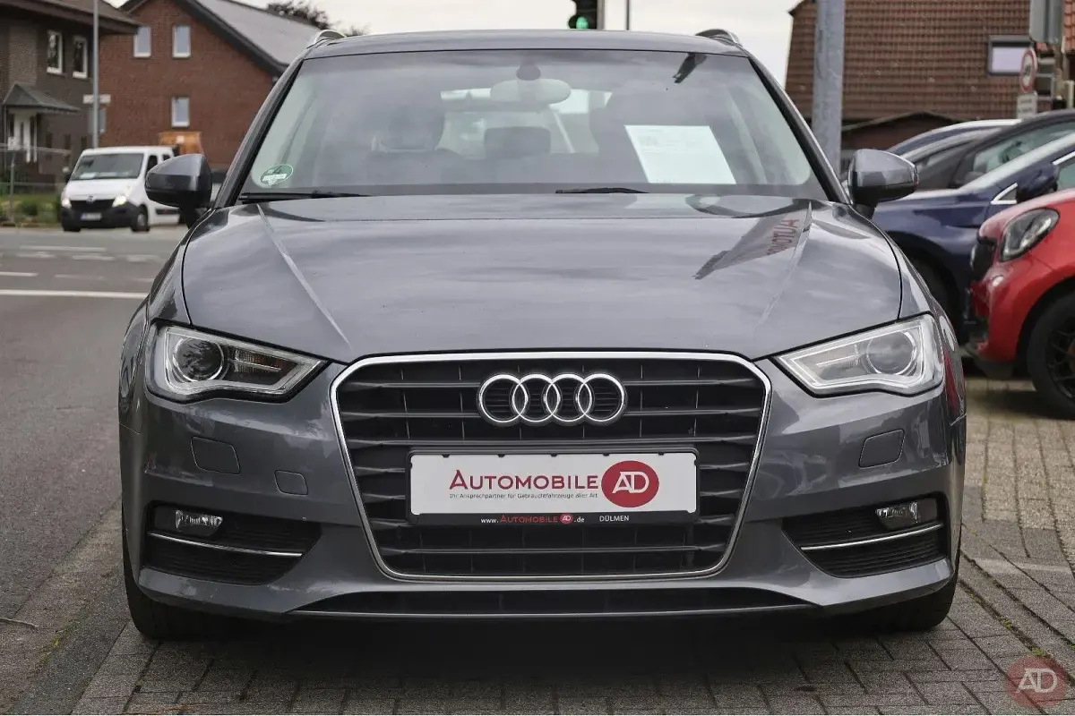 Gebraucht Audi A3 Sportback Ambition 150 PS (110 kW) 2014 Grau Kleinwagen