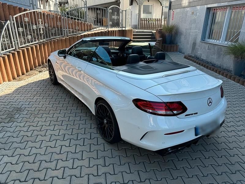 Gebraucht Mercedes C63 AMG 476 PS (350 kW) 2023 Weiß Cabrio
