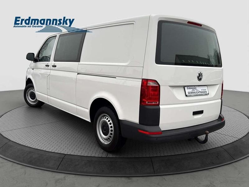 Gebraucht VW Transporter 102 PS (75 kW) 2019 Candyweiß Van