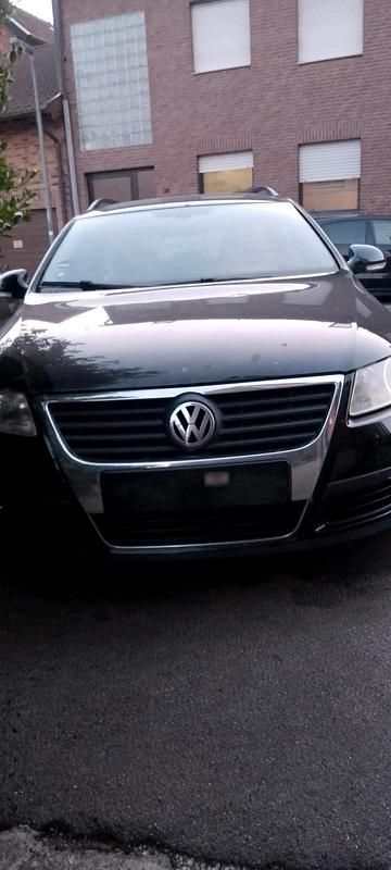 Gebraucht VW Passat 140 PS (102 kW) 2006 Schwarz Kombi
