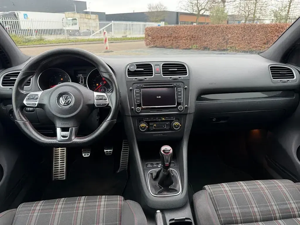 Gebraucht VW Golf VI GTI 211 PS (155 kW) 2010 Weiß Kleinwagen