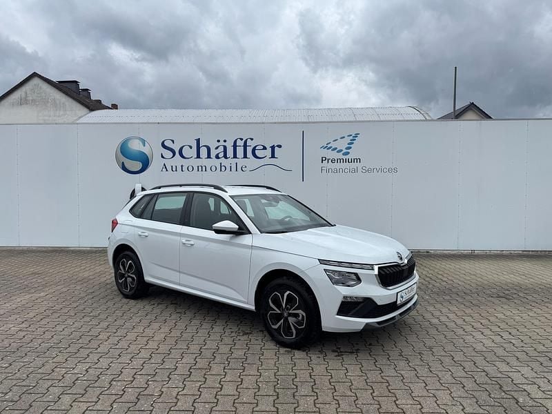 Neu Skoda Kamiq 116 PS (85 kW) 2026 Graphite grau metallic graphite grau metallic SUV