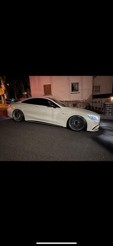 Weiß Gebraucht 2015 Mercedes S63 AMG AMG Coupé | 74.999 € (Teuer) - Bild 1/4