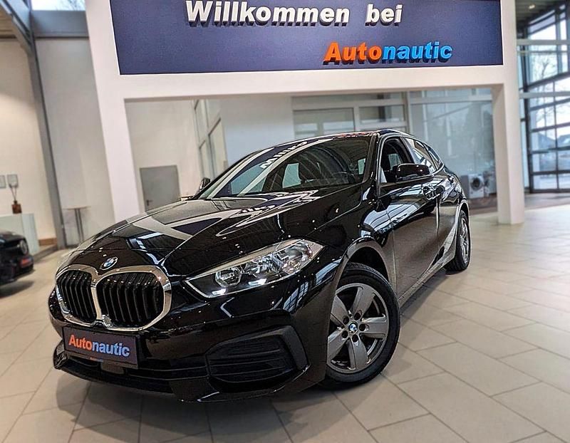 Gebraucht BMW 116 Basis 116 PS (85 kW) 2021 Schwarz Kleinwagen