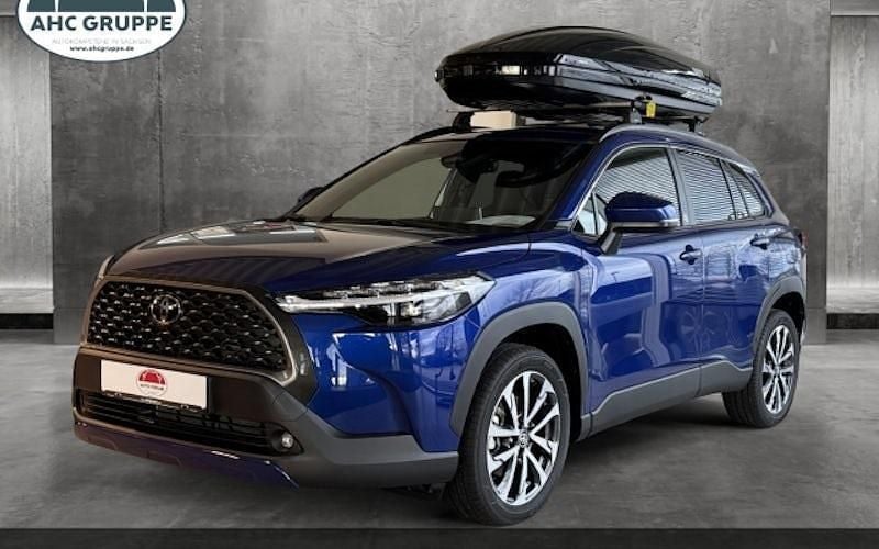 Blau Gebraucht 2024 Toyota Corolla Cross Comfort SUV | 33.990 € (Fairer Preis) - Bild 1/4