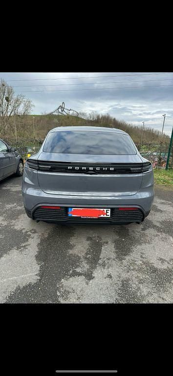 Gebraucht Porsche Macan 300 kW (408 PS) 2025 Grau SUV