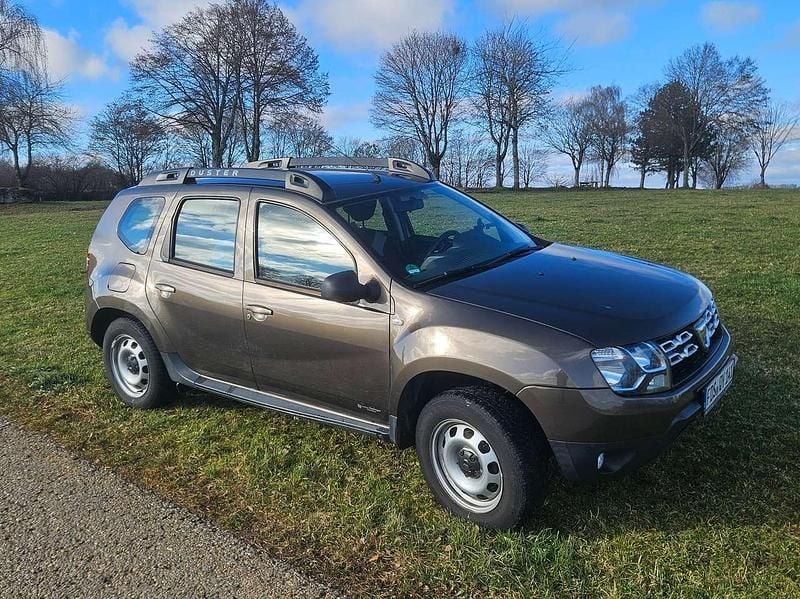 Braun Gebraucht 2017 Dacia Duster SUV | 10.100 € (Fairer Preis) - Bild 1/4