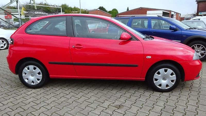 Rot Gebraucht 2008 Seat Ibiza Sport Kleinwagen | 2.500 € - Bild 1/4