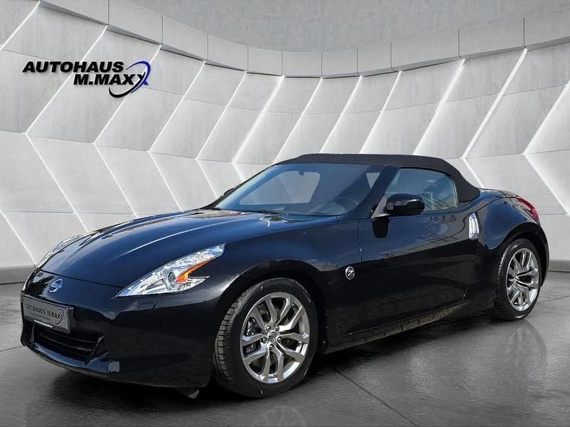 Schwarz Gebraucht 2012 Nissan 370Z Pack Cabrio | 24.900 € (Fairer Preis) - Bild 1/4