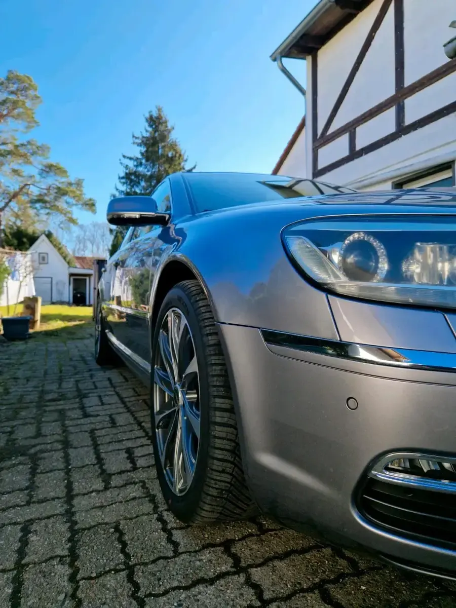 Usata VW Phaeton 241 CV (177 kW) 2012 Argento Berlina