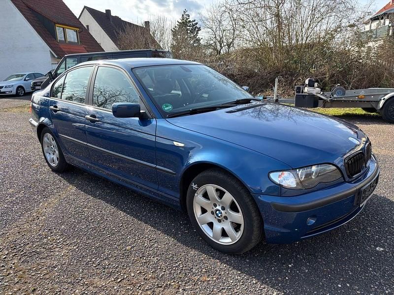 Gebraucht BMW 316 116 PS (85 kW) 2002 Blau Limousine