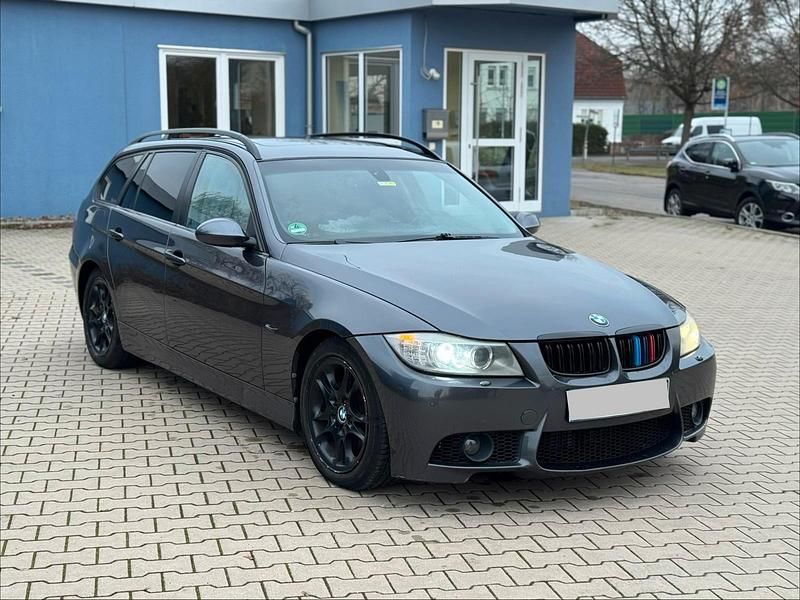 Grau Gebraucht 2008 BMW 320 M Sport Kombi | 3.299 € (Superpreis) - Bild 1/4
